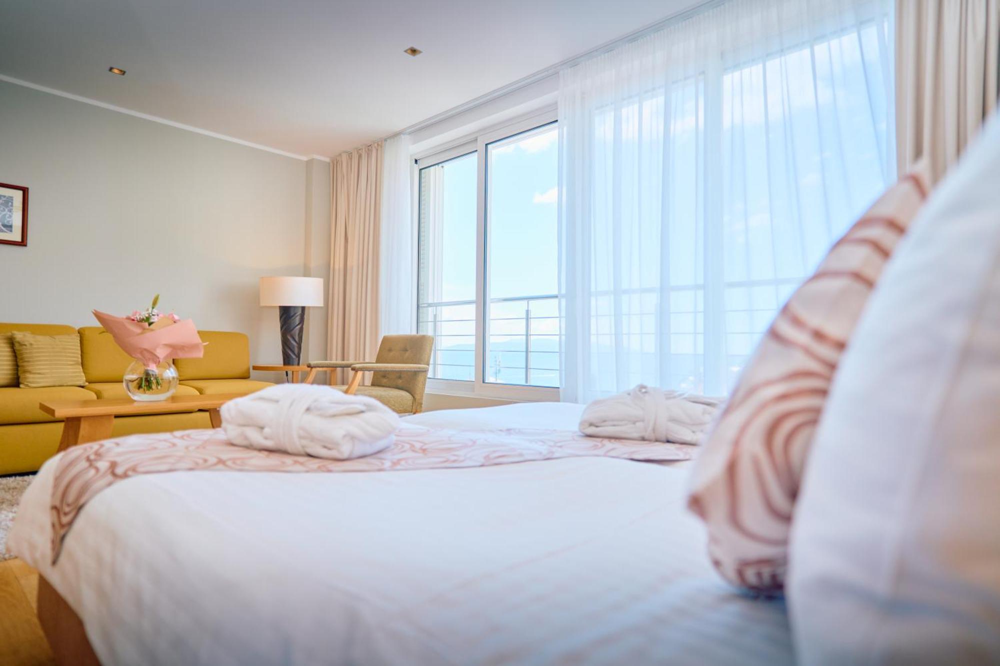 Astoria Hotel Opatija Exterior photo