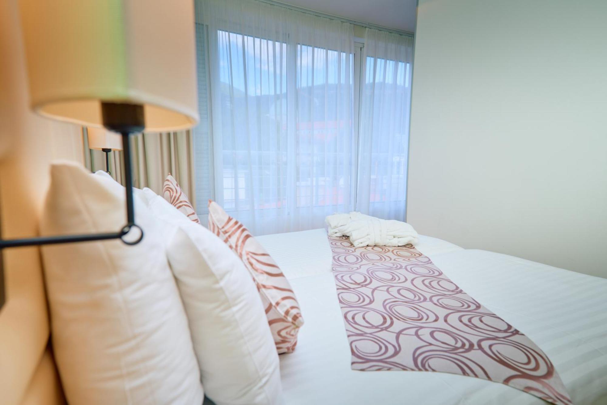 Astoria Hotel Opatija Exterior photo